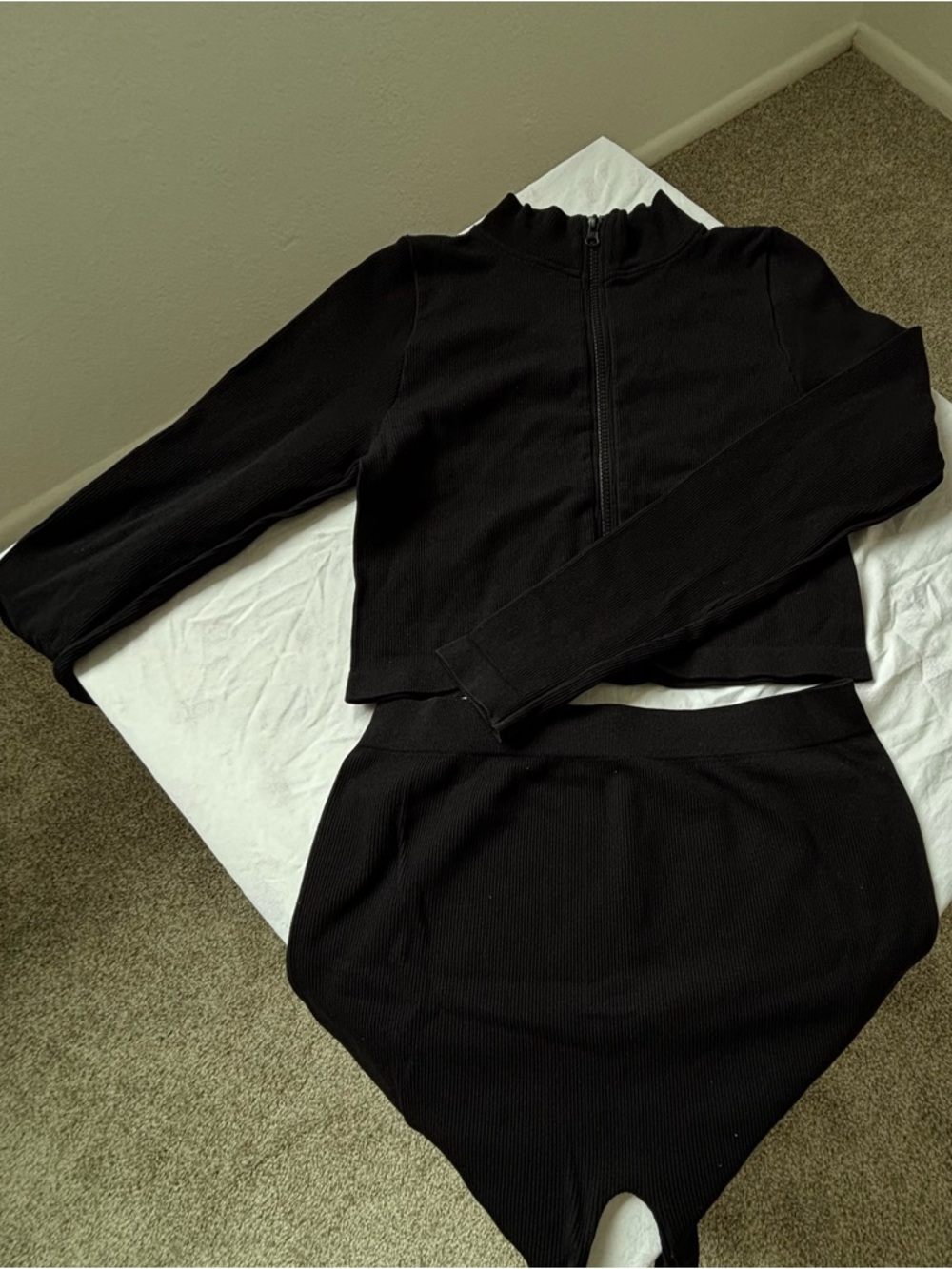 Black clothing set